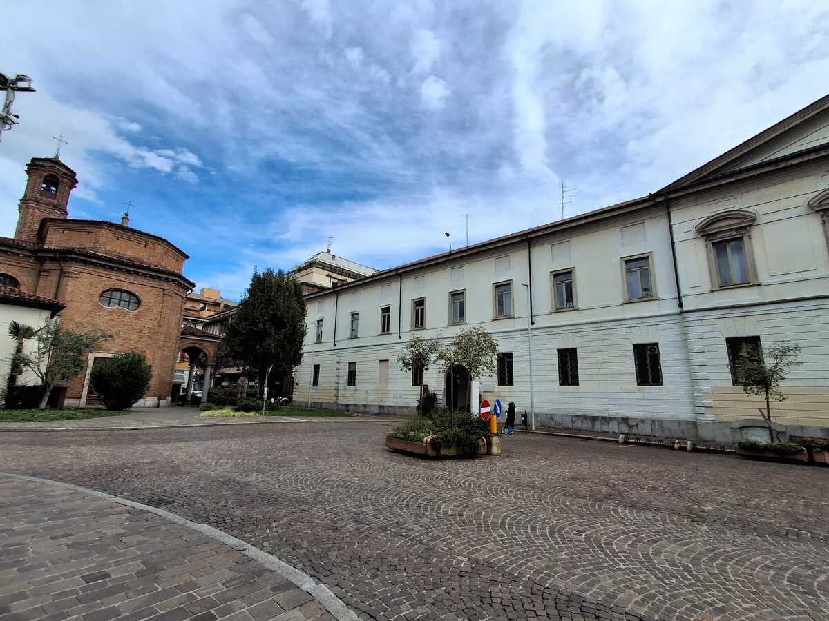 https://www.varesenoi.it/fileadmin/archivio/ilbustese/2025/10/Palazzo_Gilardoni_Tempio_civico.jpg