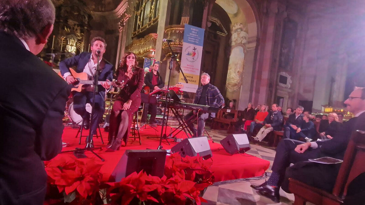 https://www.varesenoi.it/fileadmin/archivio/ilbustese/2025/12/concerto_natale.jpg
