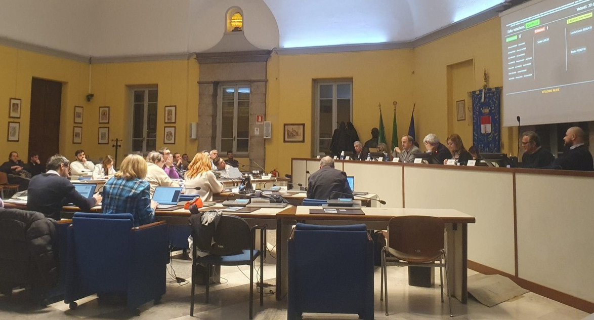 https://www.varesenoi.it/fileadmin/archivio/ilbustese/2026/02/consiglio_busto.jpg