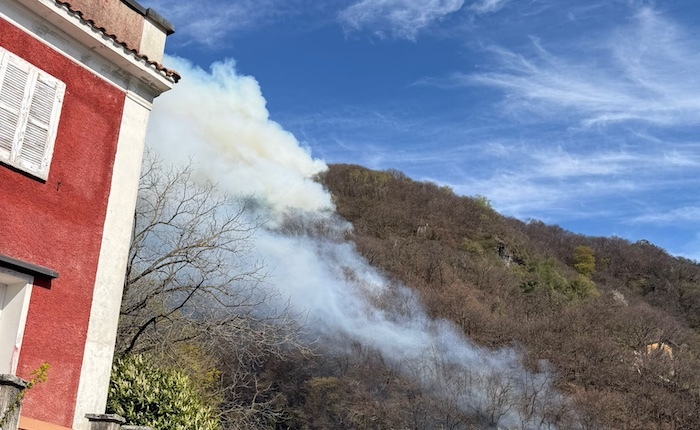 https://www.varesenoi.it/fileadmin/archivio/ilbustese/2026/04/LavenoIncendio4aprile.jpeg