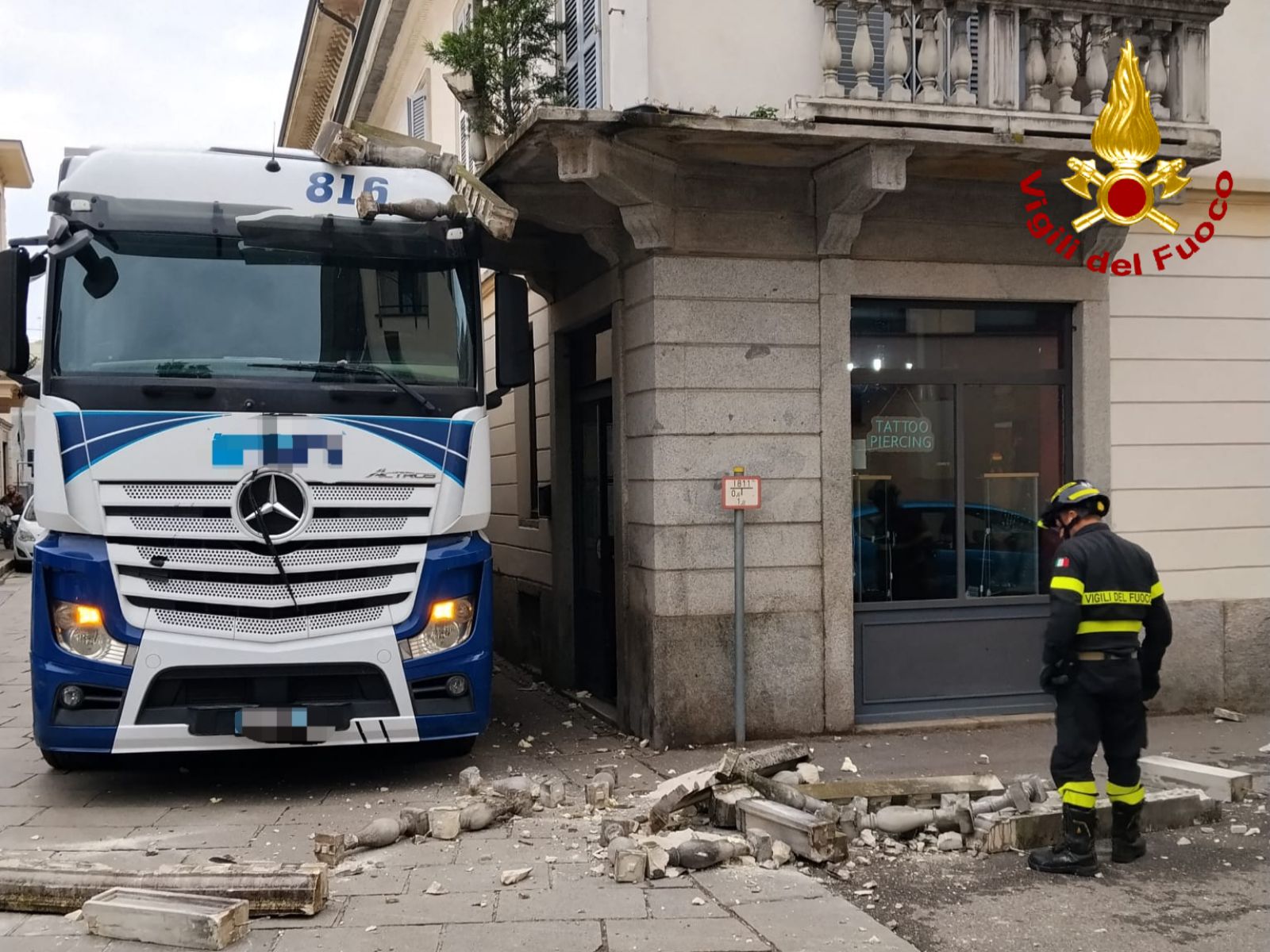 https://www.varesenoi.it/fileadmin/archivio/ilbustese/2026/04/incidente_camion.jpeg
