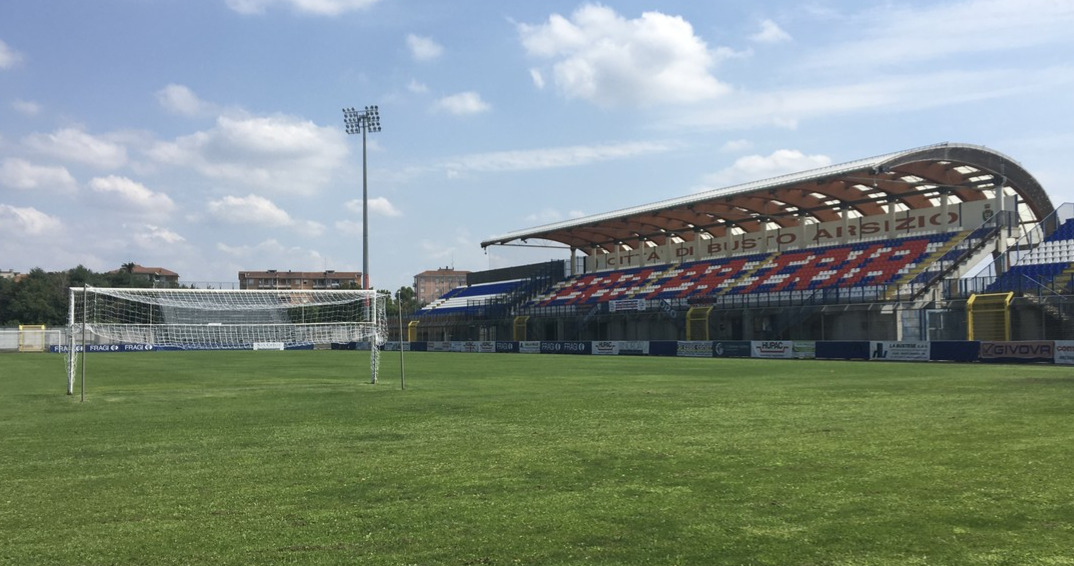 https://www.varesenoi.it/fileadmin/archivio/ilbustese/2026/04/stadio_speroni_vuoto.jpg