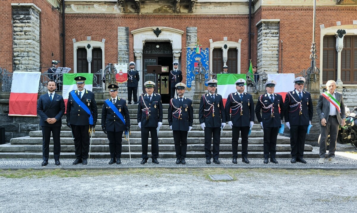 https://www.varesenoi.it/fileadmin/archivio/ilbustese/2026/05/Festa_polizia_locale_Busto_2026__8_.jpg