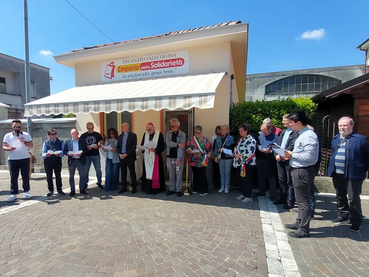 https://www.varesenoi.it/fileadmin/archivio/ilbustese/2026/05/inaugurazione_emporio_decanato_olgiate__7_.jpeg