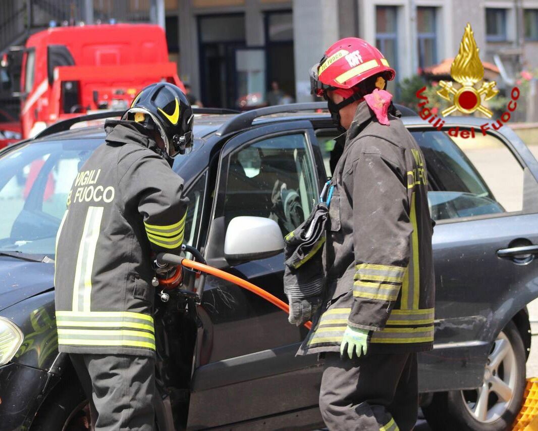 Alpini e vigili del fuoco, che team