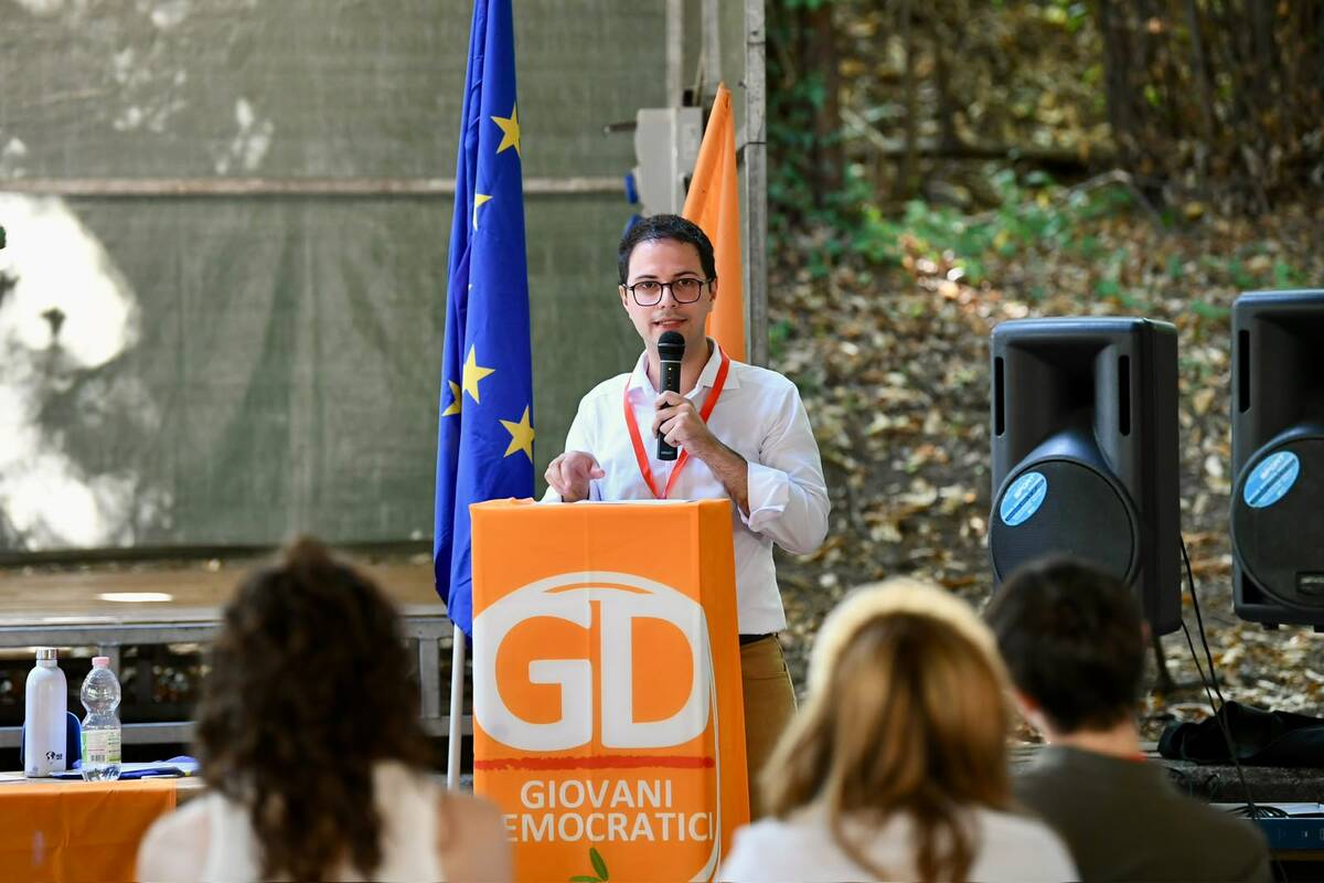 https://www.varesenoi.it/fileadmin/archivio/ilbustese/2026/07/Primo_piano_tomaiuoli.jpeg