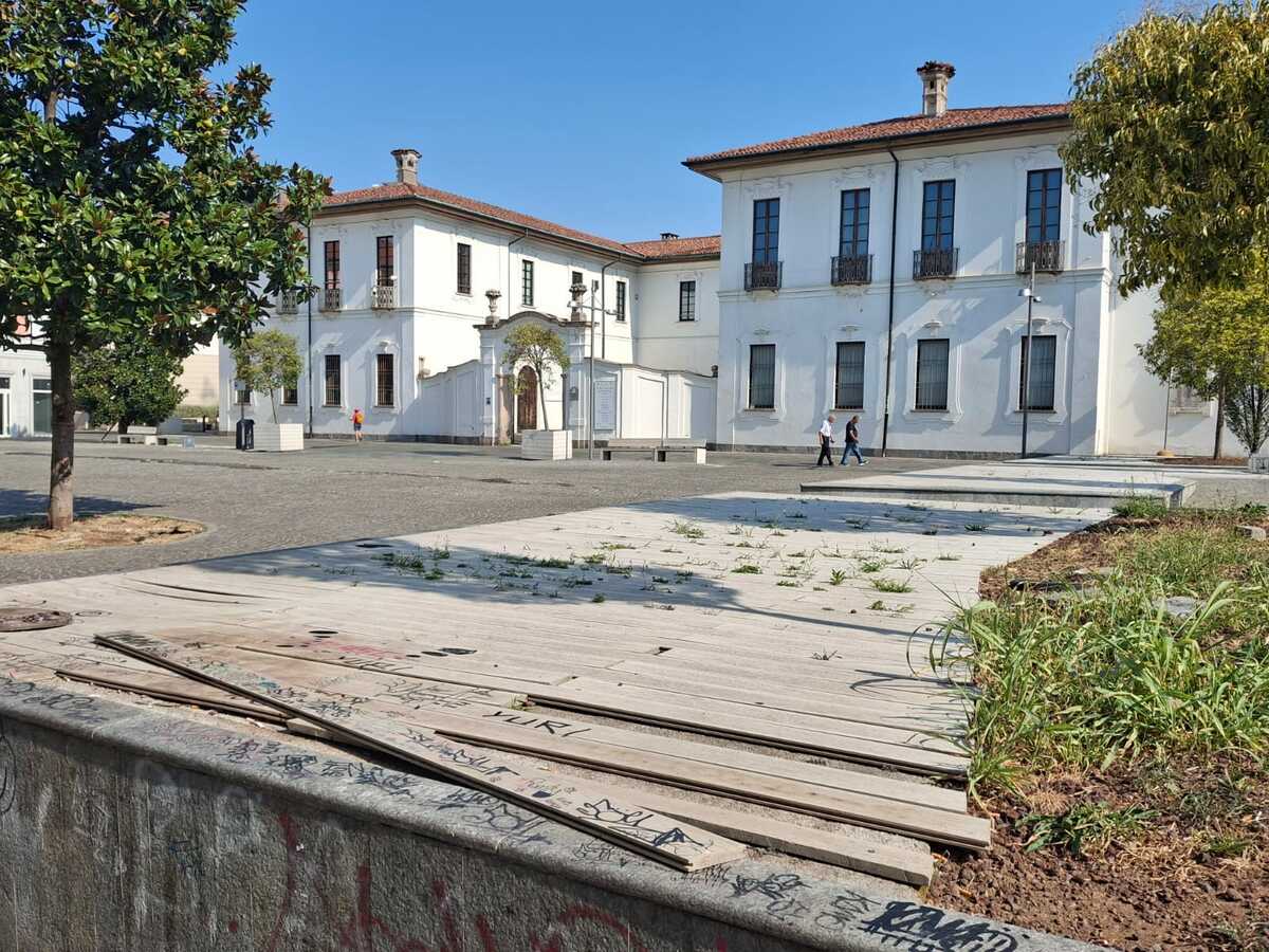 https://www.varesenoi.it/fileadmin/archivio/ilbustese/2026/08/Piazza_Vittorio_Emanuele3_01.jpg