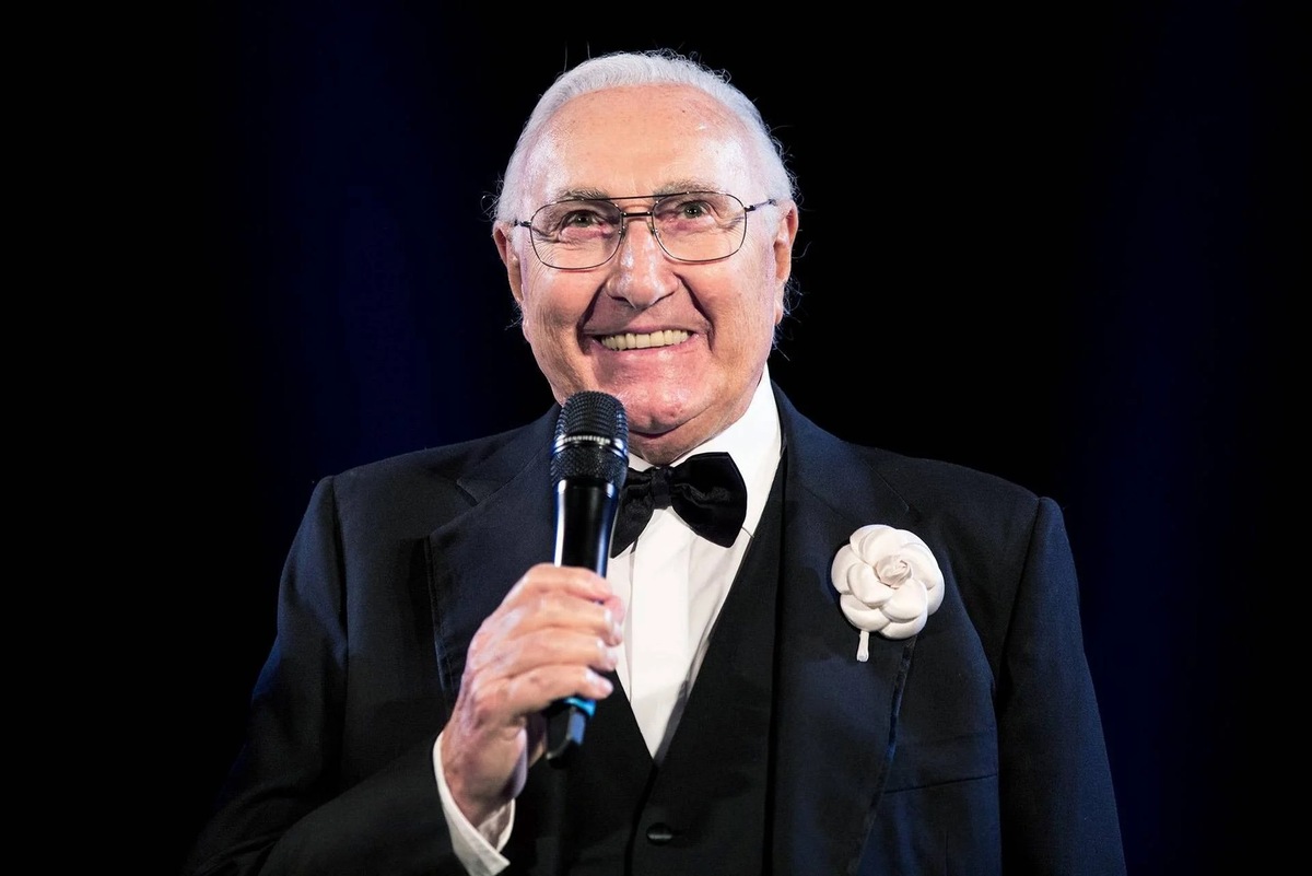 https://www.varesenoi.it/fileadmin/archivio/ilbustese/2026/08/pippo_Baudo_ipa62534490.jpeg.jpeg