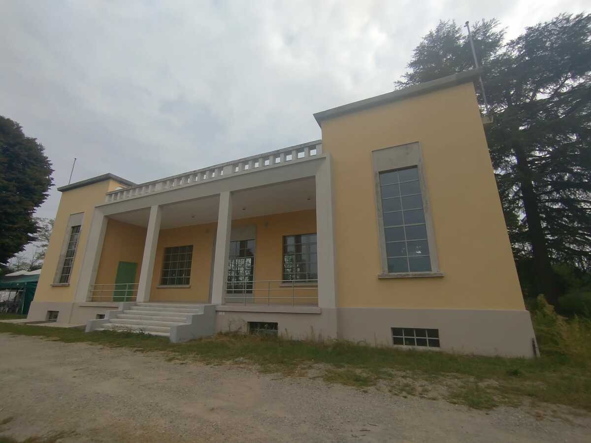https://www.varesenoi.it/fileadmin/archivio/ilbustese/2026/10/Fagnano_colonia_elioterapica_ex_refettorio.jpg