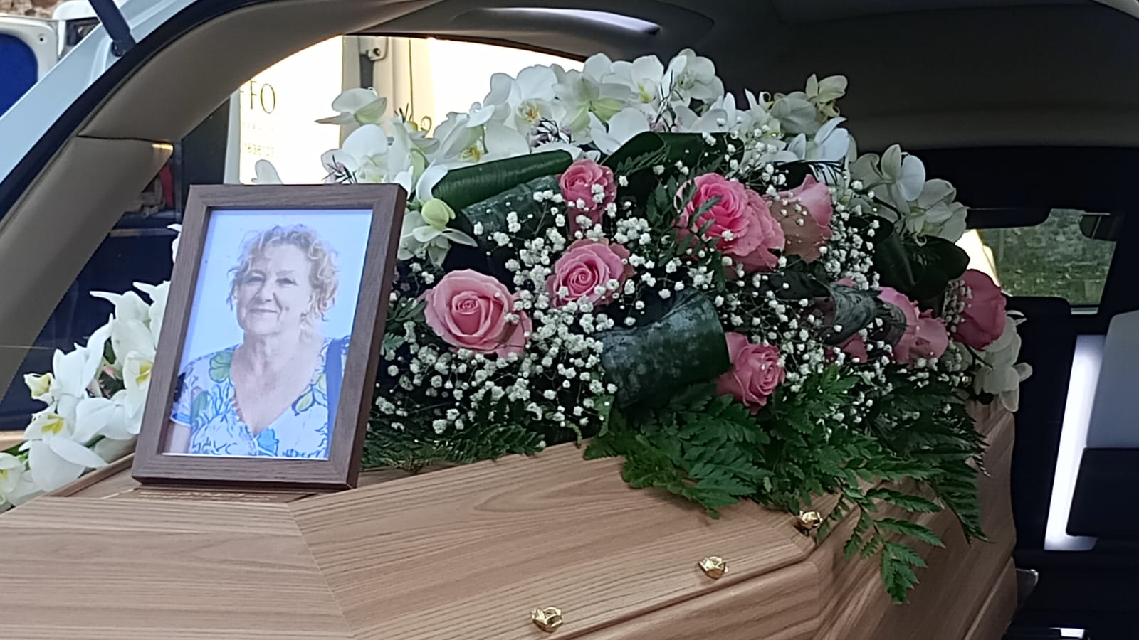 https://www.varesenoi.it/fileadmin/archivio/ilbustese/2026/10/Funerale_Pierina_Buffon_3.jpeg
