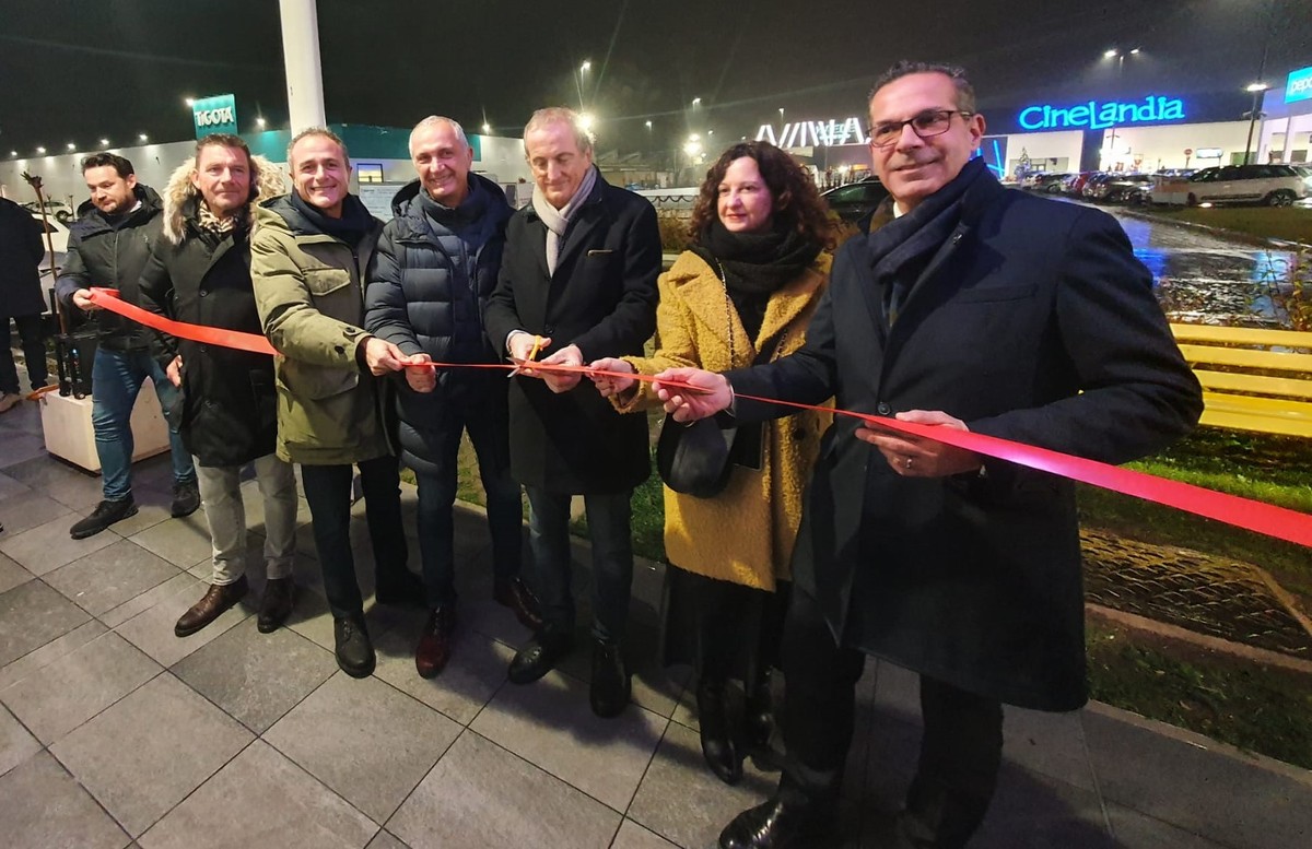 Il recupero è completo, ora all’ex Mizar si può anche pattinare. «Intervento complicato che la città aspettava da anni» – Varesenoi.it Il recupero è completo, ora all’ex Mizar si può anche pattinare. «Intervento complicato che la città aspettava da anni» – Varesenoi.it