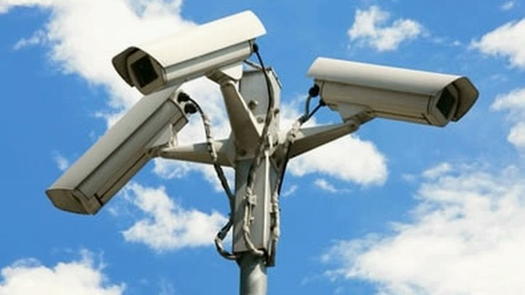 https://www.varesenoi.it/fileadmin/archivio/targatocn/2025/02/telecamere-videosorveglianza1.jpg