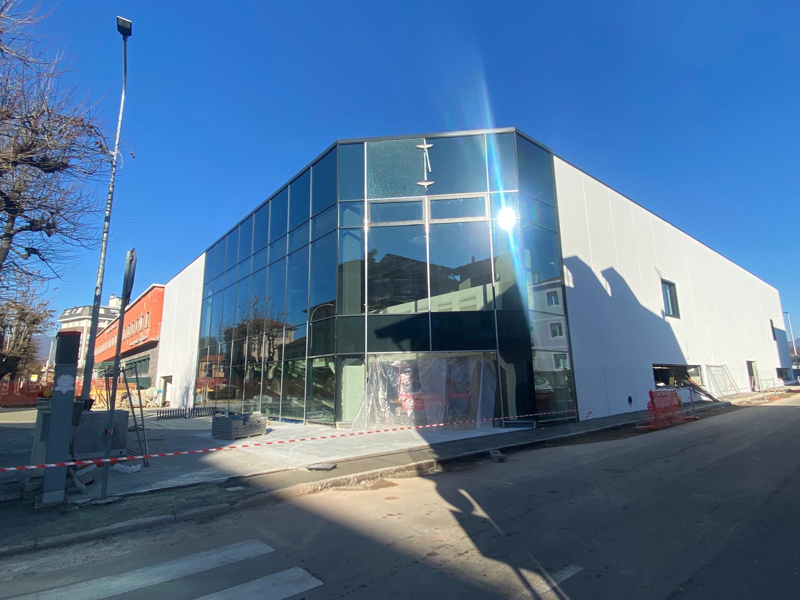 taglio del nastro giovedì 19 dicembre – Varesenoi.it taglio del nastro giovedì 19 dicembre – Varesenoi.it