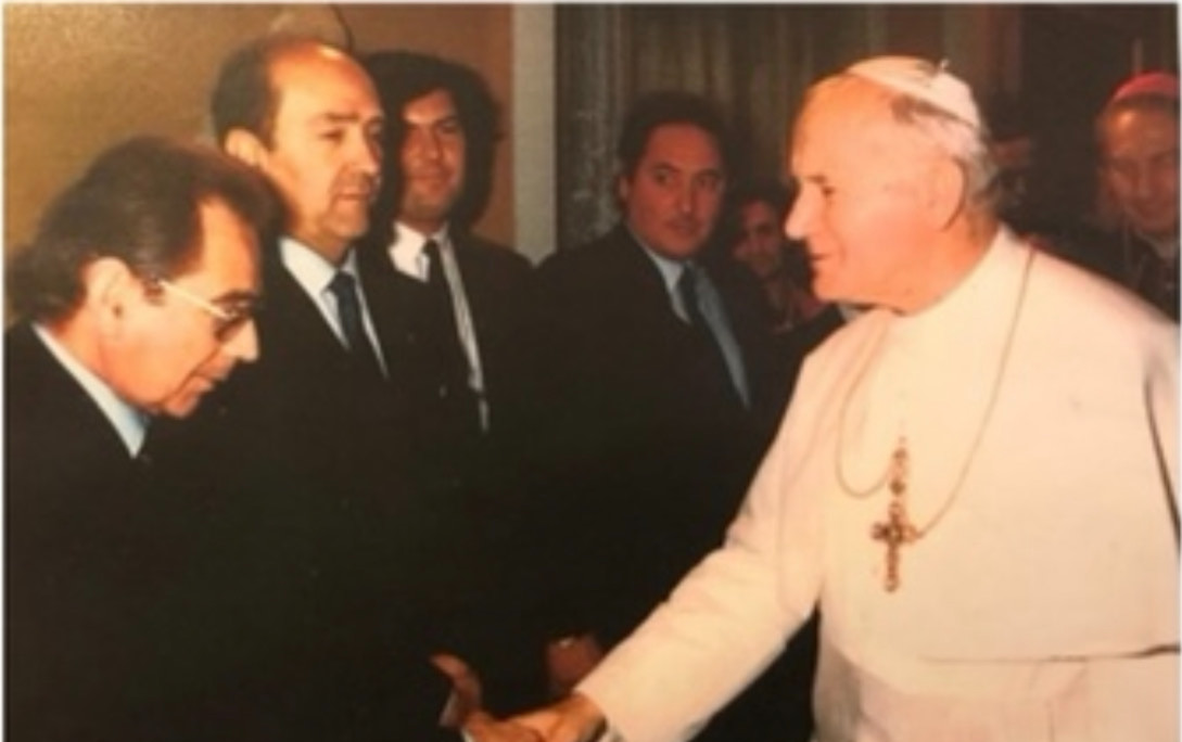 https://www.varesenoi.it/fileadmin/archivio/varesenoi/2025/05/GemonioCarloVisconticonPapa.jpeg