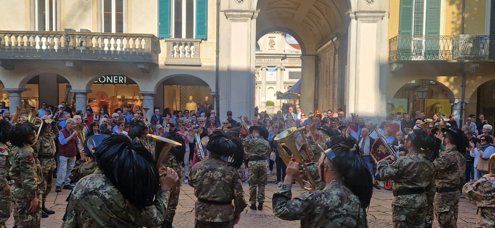 https://www.varesenoi.it/fileadmin/archivio/varesenoi/2025/05/battaglia_di_Biumo_12.jpeg