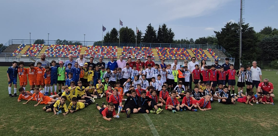 https://www.varesenoi.it/fileadmin/archivio/varesenoi/2025/06/trofeo_bet_1.jpeg