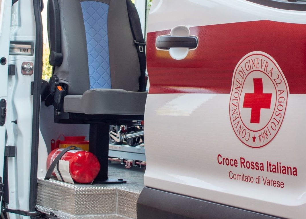 https://www.varesenoi.it/fileadmin/archivio/varesenoi/2026/04/cri-varese-ambulanze-inaugurazione4_copia.jpg