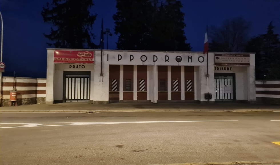 https://www.varesenoi.it/fileadmin/archivio/varesenoi/2026/05/Ippodromo-Varese-Fonte-Wikipedia.jpg