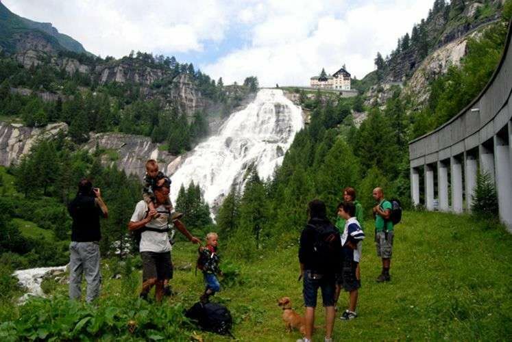 https://www.varesenoi.it/fileadmin/archivio/varesenoi/2026/05/cascate_del_toce.jpg