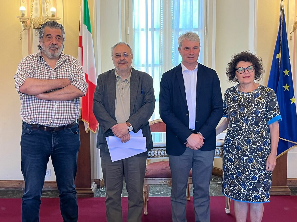 https://www.varesenoi.it/fileadmin/archivio/varesenoi/2026/06/campi_estivi_Varese.jpeg