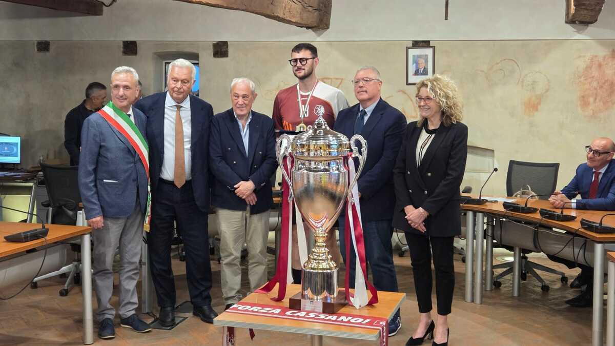 https://www.varesenoi.it/fileadmin/archivio/varesenoi/2026/06/cassano_pallamanoPHOTO-2026-06-05-22-14-35_4.jpg