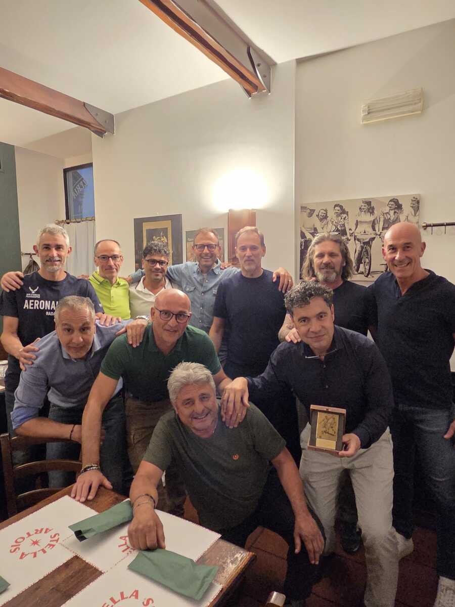 Una partita di calcio lunga come una vita: quei mitici pulcini del Bosto di nuovo assieme 43 anni dopo