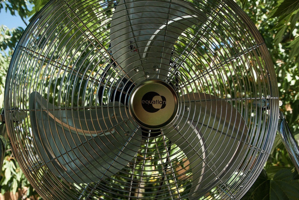 https://www.varesenoi.it/fileadmin/archivio/varesenoi/2026/06/ventilatore.jpg