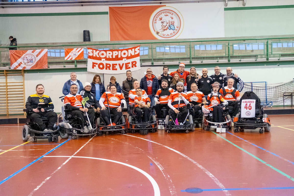 Gli Skorpions volano a Barcellona insieme a una grande squadra. Compresi Mastini Forever