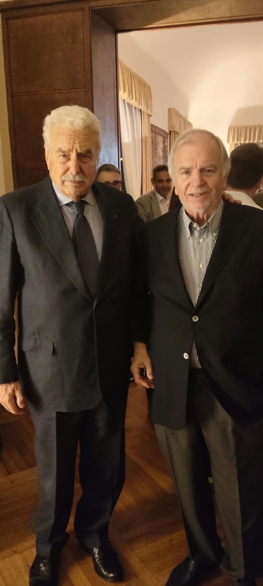 Barasso: nella serata per i quindici anni di solidarietà del Circolo della Bontà annunciato il via libera alla "Casa degli Infermieri"