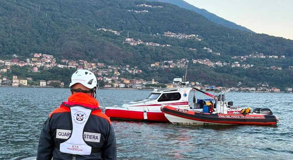 https://www.varesenoi.it/fileadmin/archivio/varesenoi/2026/09/LagodiComoGuardiaCostieraVigilidelfuoco.jpeg