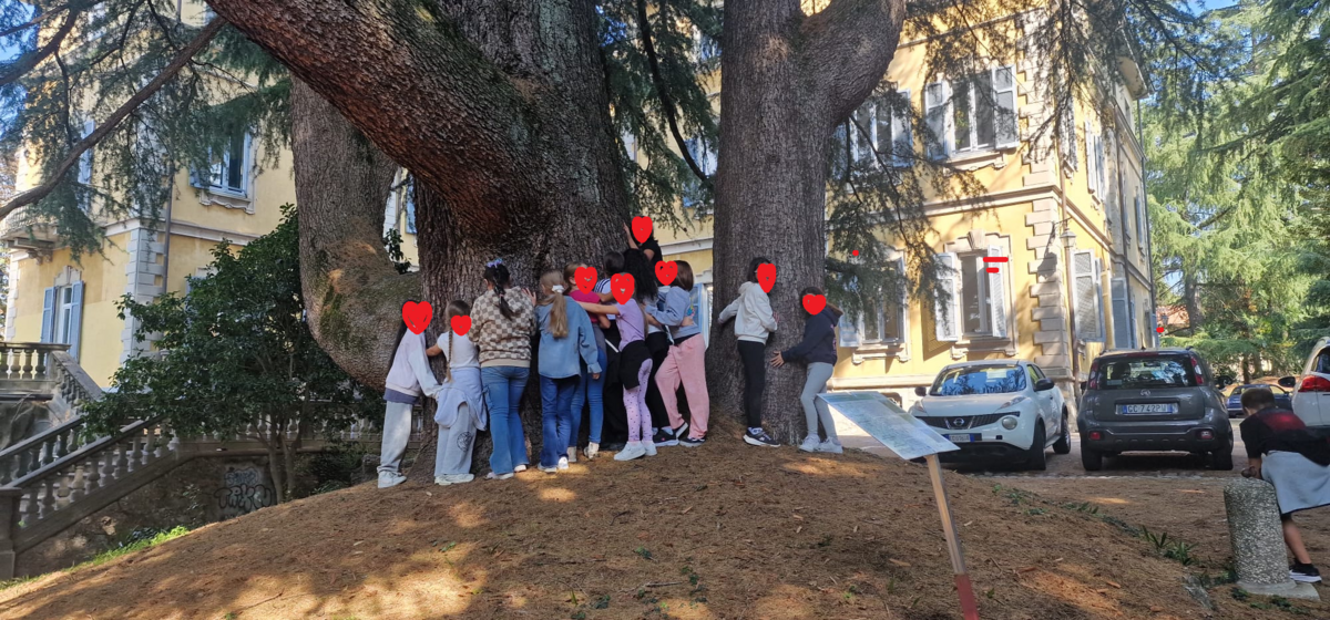 Alla Parini la lezione si fa sotto il Cedro: mattinata di festa a Villa Augusta