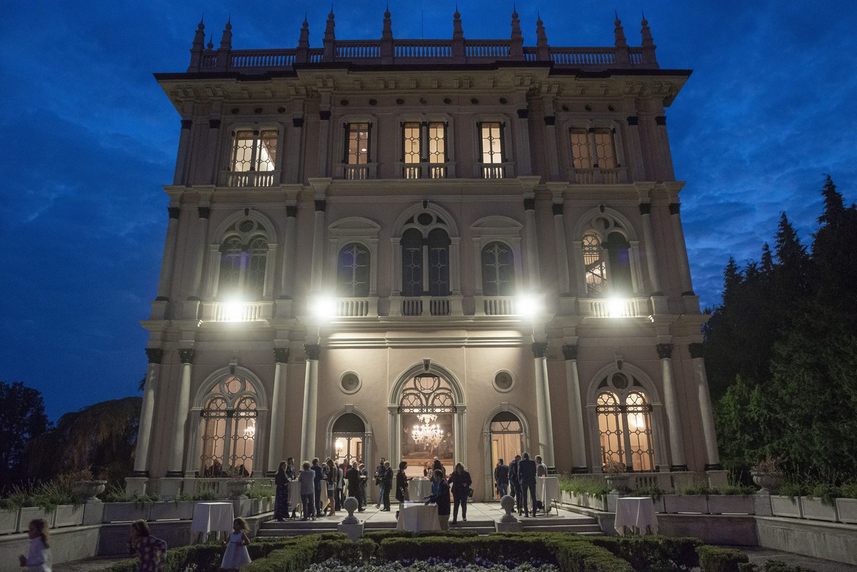 35, 50 e 60 anni da geometra: a Varese la cerimonia che celebra una  professione capace di cambiare