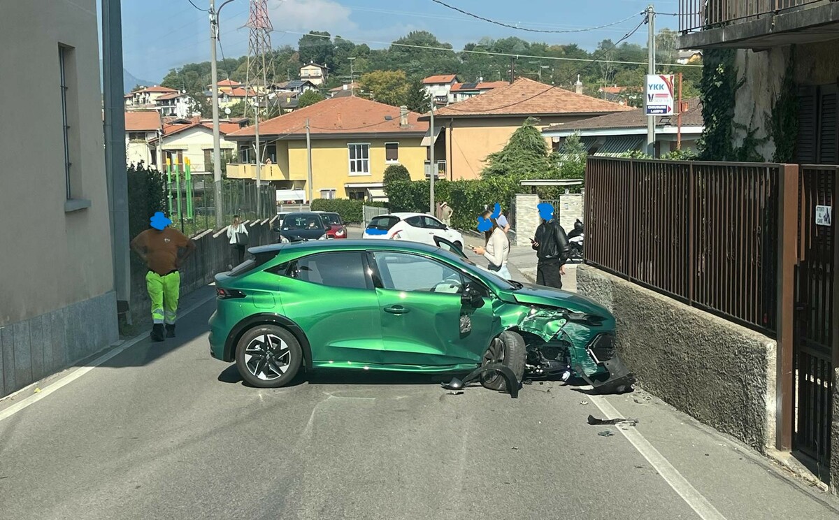 https://www.varesenoi.it/fileadmin/archivio/varesenoi/2026/10/incidente_via_monte_generoso_2.jpeg