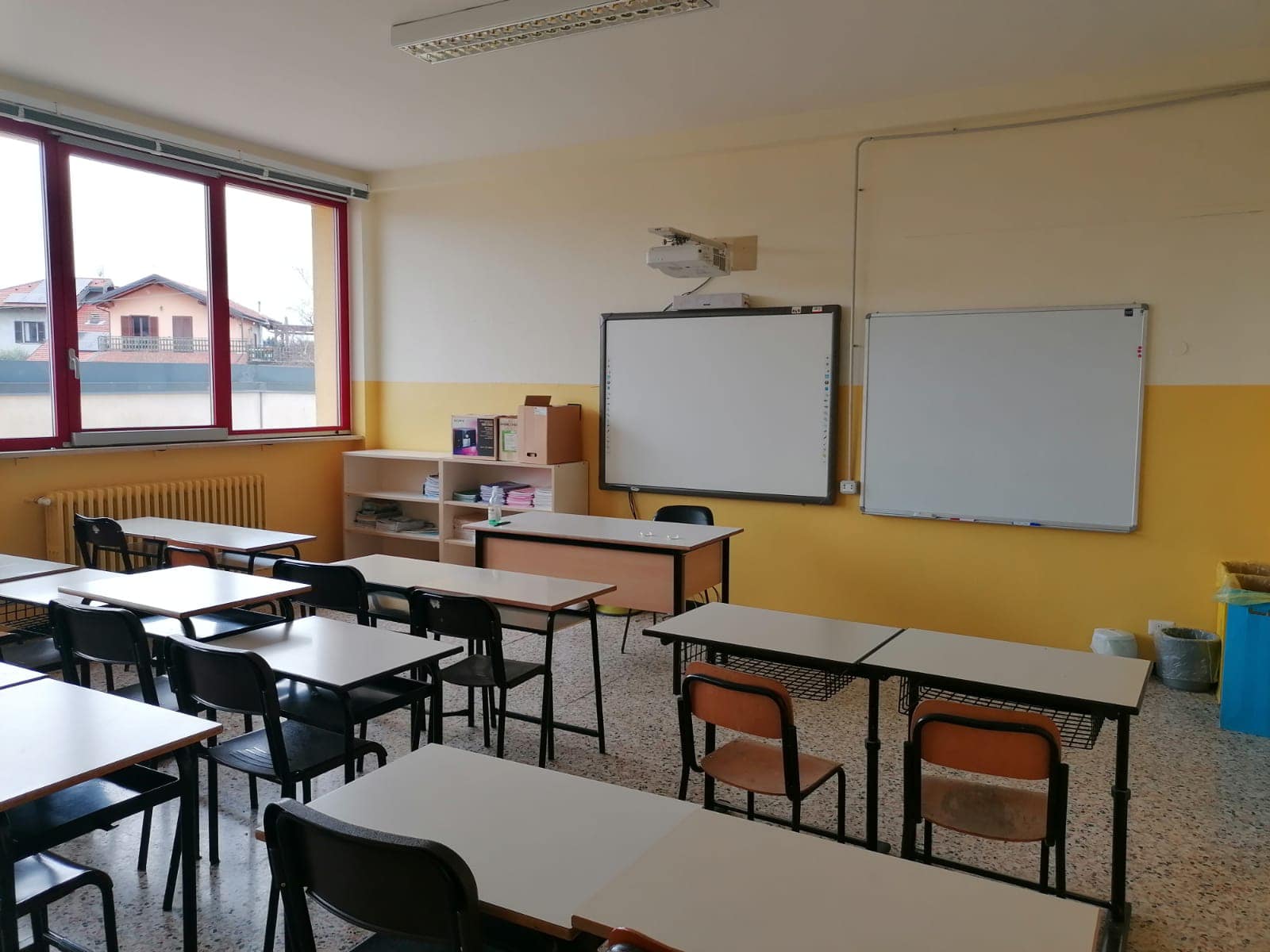 Tre campioni della Lube a scuola. Regalo di Natale ai piccoli alunni