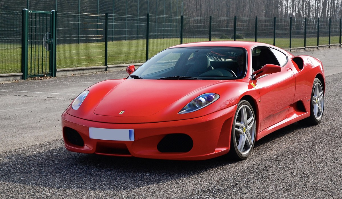 https://www.varesenoi.it/fileadmin/archivio/varesenoi/Ferrari_F430__2__2.jpeg
