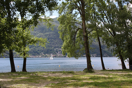 Maccagno intitola la spiaggia di Zenna alla memoria del tenente Gaetano