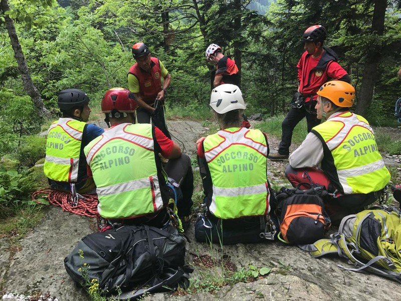 Nuovo intervento del Soccorso Alpino a Cittiglio: salvato un altro escursionista – Varesenoi.it Nuovo intervento del Soccorso Alpino a Cittiglio: salvato un altro escursionista – Varesenoi.it