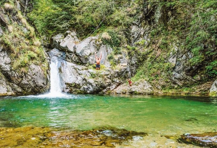 Canton Ticino Ecco I Dieci Luoghi Magici Per Un Bagno In Solitaria 
