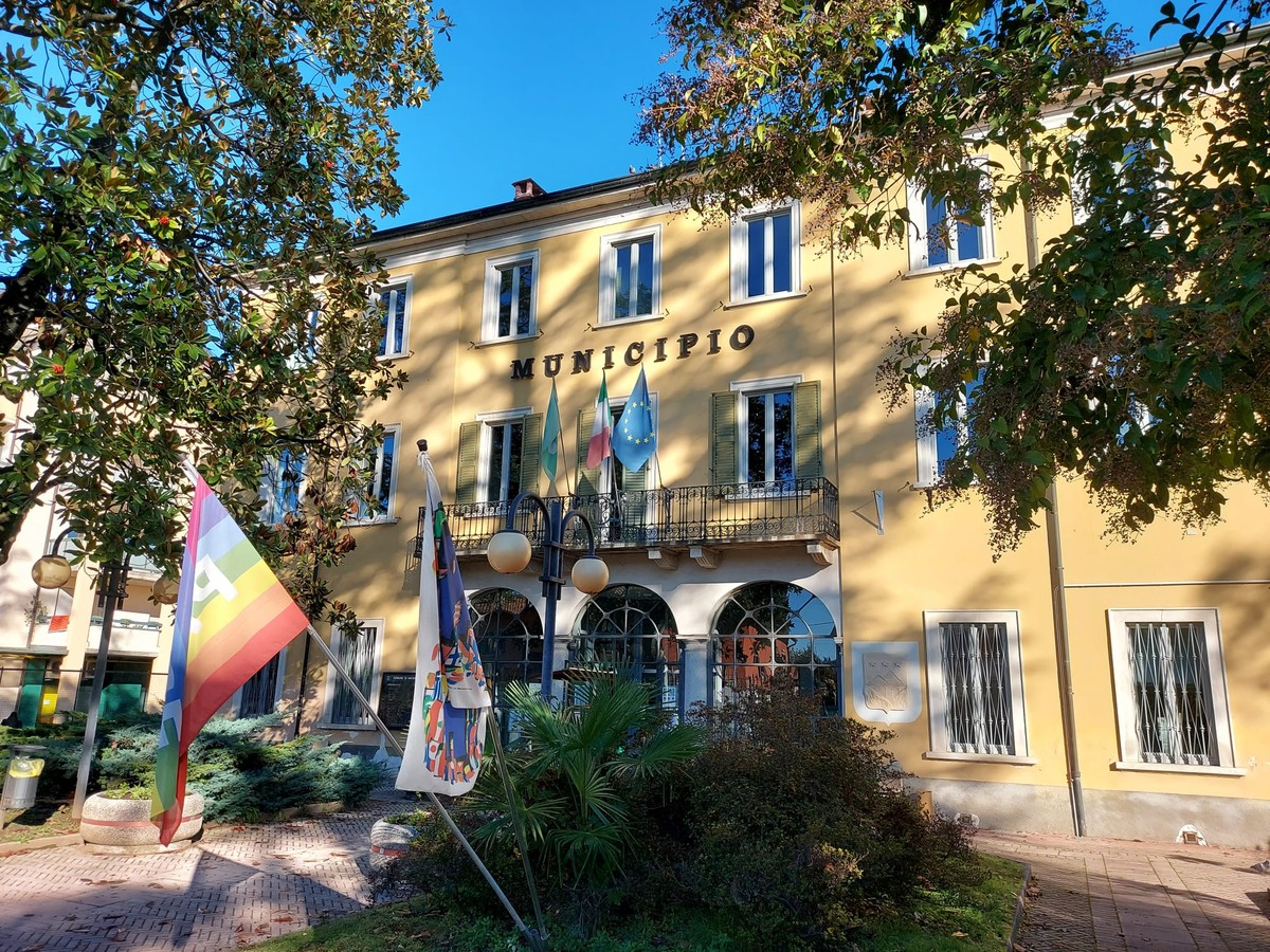 https://www.varesenoi.it/fileadmin/archivio/varesenoi/varese/MalnateComune_novembre22_.jpeg