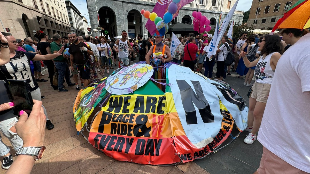 https://www.varesenoi.it/fileadmin/archivio/varesenoi/varese_pride_3.jpeg