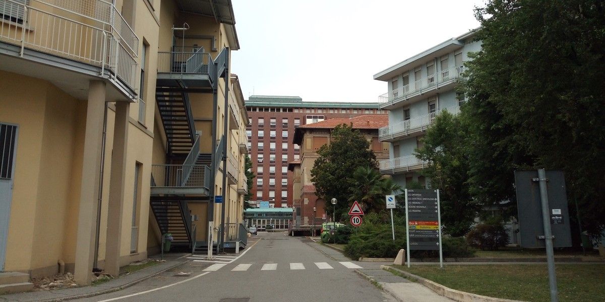 L'ospedale di Busto Arsizio L'ospedale di Busto Arsizio