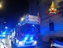 Notte di fuoco in Valceresio: a Cantello brucia il tetto di una villetta