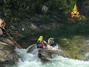 Verbano Cusio Ossola, scivola nel fiume San Bernardino e viene trascinato dalla corrente: salvato un 32enne Verbano Cusio Ossola, scivola nel fiume San Bernardino e viene trascinato dalla corrente: salvato un 32enne