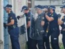 Gallarate, sgomberato insediamento abusivo vicino alla stazione. Fermati cinque stranieri senza documenti