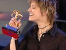 L'arcisatese Laura Bono, vincitrice a Sanremo tra le Nuove Proposte il 5 marzo 2005 L'arcisatese Laura Bono, vincitrice a Sanremo tra le Nuove Proposte il 5 marzo 2005