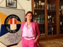 Nicoletta Gnocchi, una vita da volontaria alla Canottieri Varese. Sotto in gallery è in barca e in azione con gli atleti nelle foto di Francesco Rando