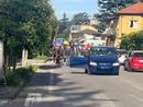 La sfilata di protesta con i cavalli per le vie di Varese