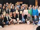 Una parte dei 98 infermieri premiati e, sotto, il presidente dell’Ordine delle Professioni Infermieristiche di Varese Salvatore Santo Una parte dei 98 infermieri premiati e, sotto, il presidente dell’Ordine delle Professioni Infermieristiche di Varese Salvatore Santo