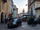 Omicidio di via Milano: rapina improbabile, possibile che la vittima conoscesse il suo aggressore