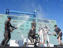 Grande spettacolo sul Lago Maggiore a Sesto Calende con il mondiale dei motoscafi elettrici